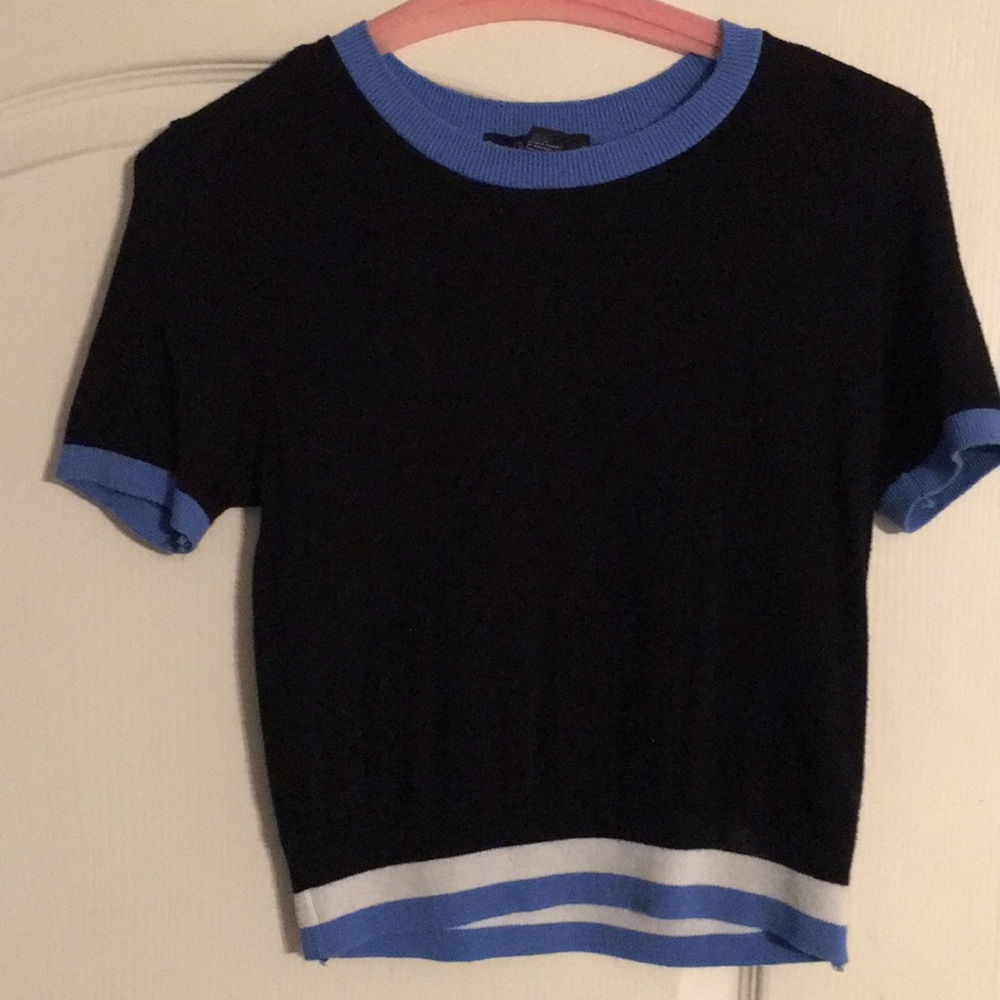 FOREVER 21 *Crop Top*